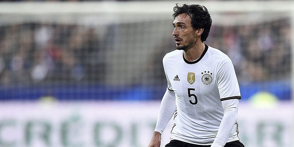 Hummels Tolak Chelsea, MU dan Liverpool Siaga Hummels Tolak Chelsea, MU dan Liverpool Siaga