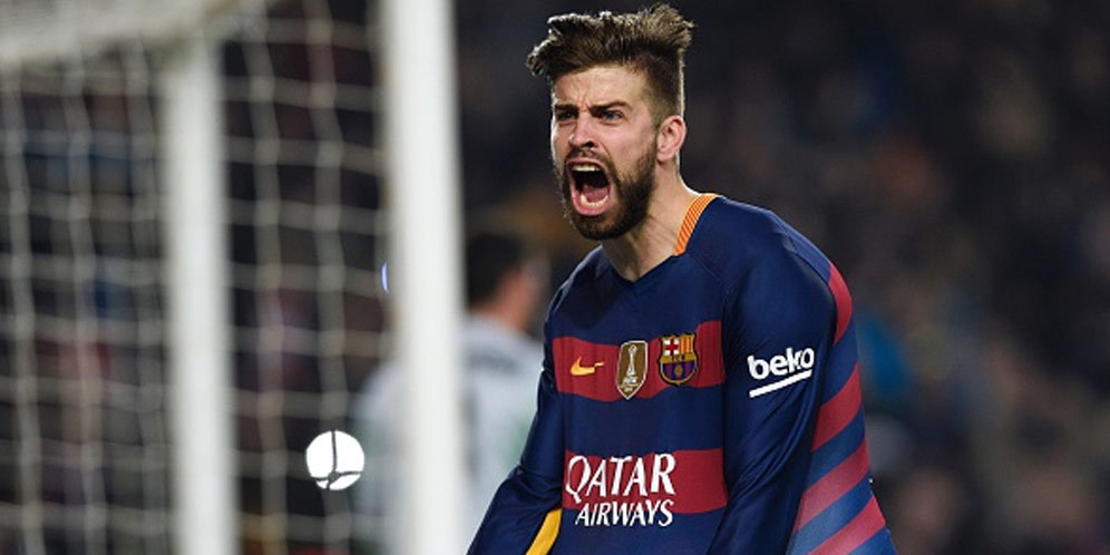 Hoddle: Pique Tinggalkan MU Karena Lemah Hoddle: Pique Tinggalkan MU Karena Lemah