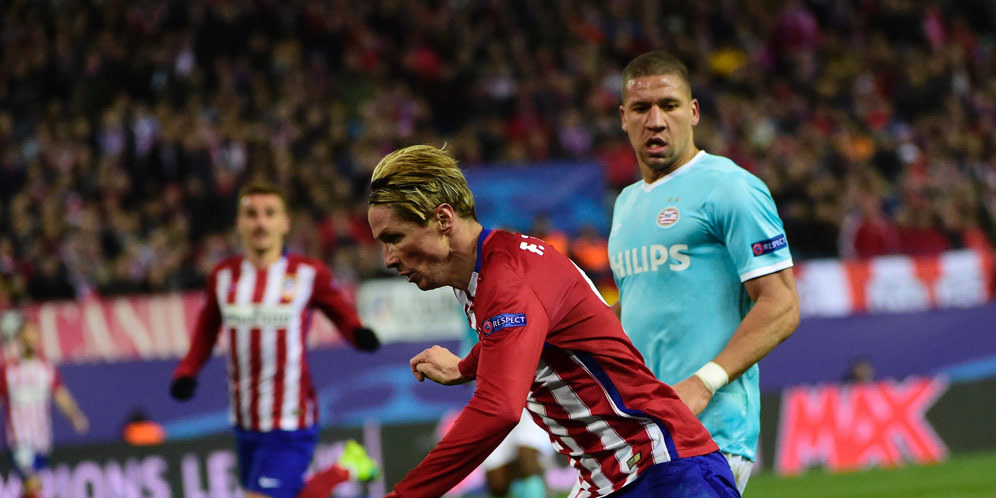 Torres Salut Pada PSV dan Kipernya Torres Salut Pada PSV dan Kipernya