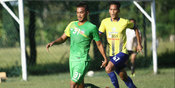 Surabaya United Cari Striker Pengganti Mbamba Surabaya United Cari Striker Pengganti Mbamba