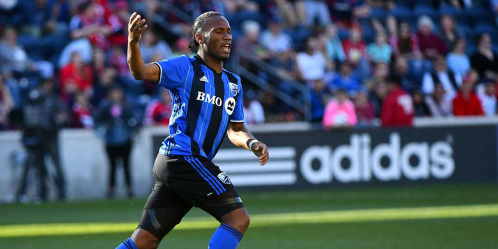 Tua-tua Keladi, Drogba Cetak Gol Backheel Cantik Tua-tua Keladi, Drogba Cetak Gol Backheel Cantik