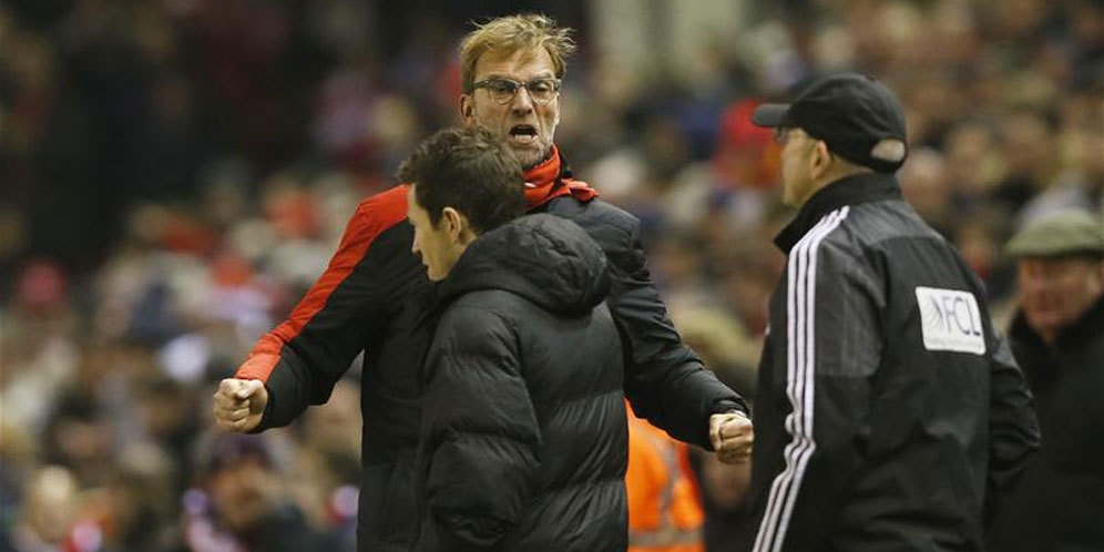 Ternyata Ini Alasan Klopp Tak Mainkan Clyne Lawan Newcastle Ternyata Ini Alasan Klopp Tak Mainkan Clyne Lawan Newcastle