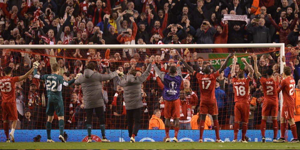 Dukungan Fans Liverpool Adalah Salah Satu Hal Dalam Hidup Yang Tak Bisa Dibeli Dukungan Fans Liverpool Adalah Salah Satu Hal Dalam Hidup Yang Tak Bisa Dibeli
