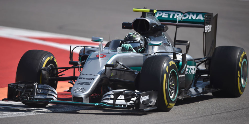 Rosberg Puas Menangi Suzuka, Mercedes Kunci Gelar Rosberg Puas Menangi Suzuka, Mercedes Kunci Gelar
