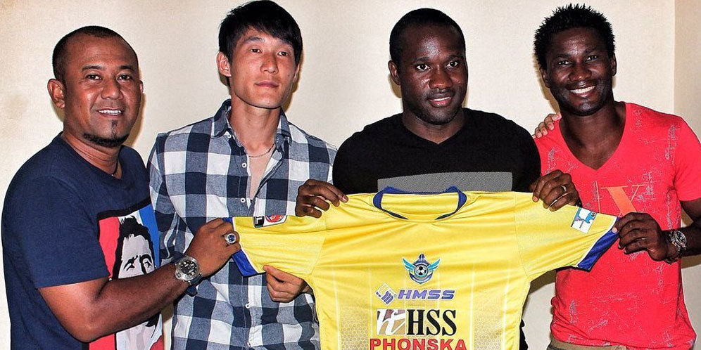 Ikat Empat Asing, Skuat Persegres Komplet