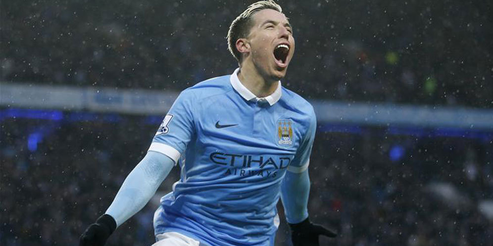 Selebrasi Gol kemenangan Samir Nasri