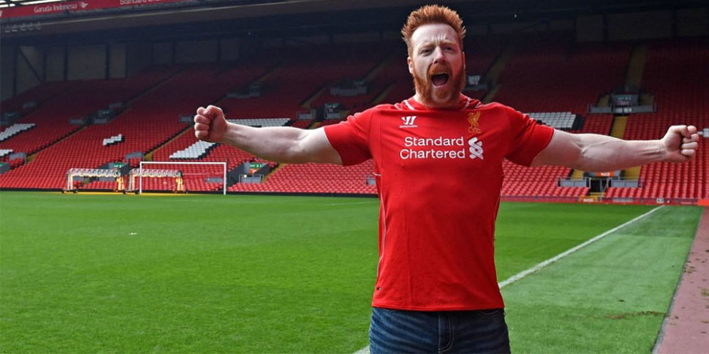 Olok Fans MU, Bintang WWE Ini Nyanyikan YNWA di Manchester Olok Fans MU, Bintang WWE Ini Nyanyikan YNWA di Manchester