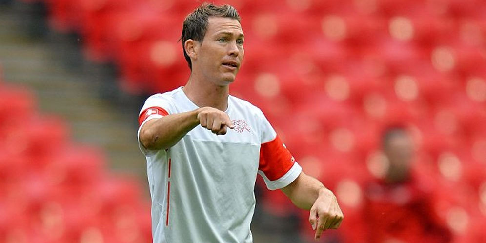 Chelsea Hargai Lichtsteiner 9 Juta Pounds Chelsea Hargai Lichtsteiner 9 Juta Pounds