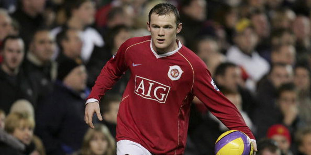 Rooney Siap Bertahan di MU Lebih Lama Rooney Siap Bertahan di MU Lebih Lama