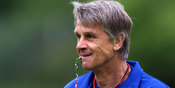 Aime Jacquet, Pria Yang Berhasil Mencegah Laurent Blanc Pensiun Dini Aime Jacquet, Pria Yang Berhasil Mencegah Laurent Blanc Pensiun Dini