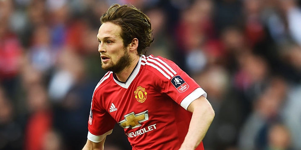Blind Siap Penuhi Keinginan Jose Mourinho