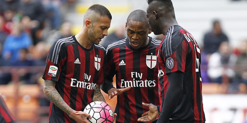 Tak Ada Senyuman di AC Milan Tak Ada Senyuman di AC Milan