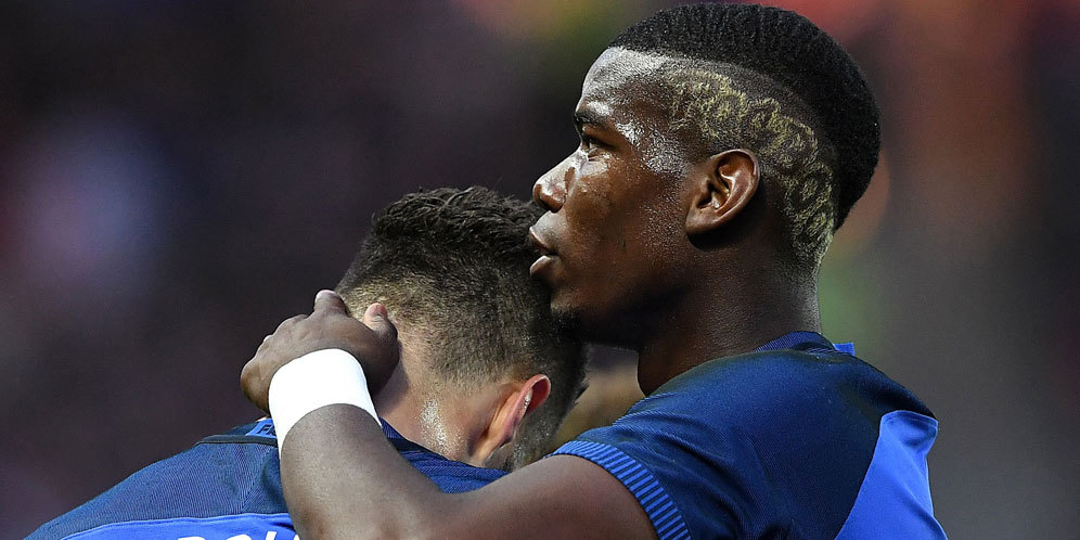 Raiola: Pogba Bicara dengan Madrid Raiola: Pogba Bicara dengan Madrid