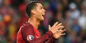 Bek Islandia Ini Tahu Sebab Ronaldo Tak Bisa Saingi Messi Bek Islandia Ini Tahu Sebab Ronaldo Tak Bisa Saingi Messi
