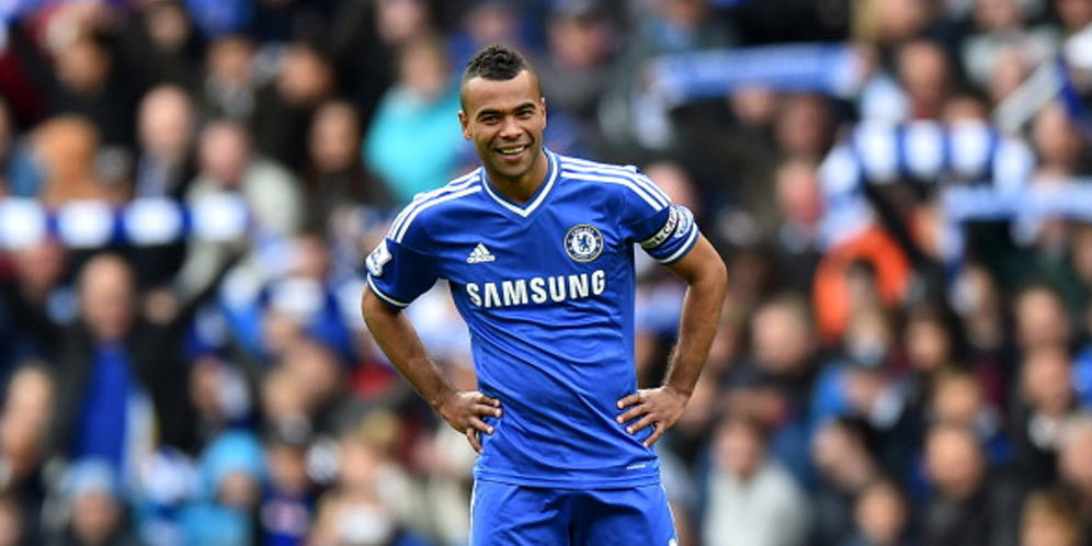 Ashley Cole Yakin Conte Kembalikan Kejayaan Chelsea Ashley Cole Yakin Conte Kembalikan Kejayaan Chelsea