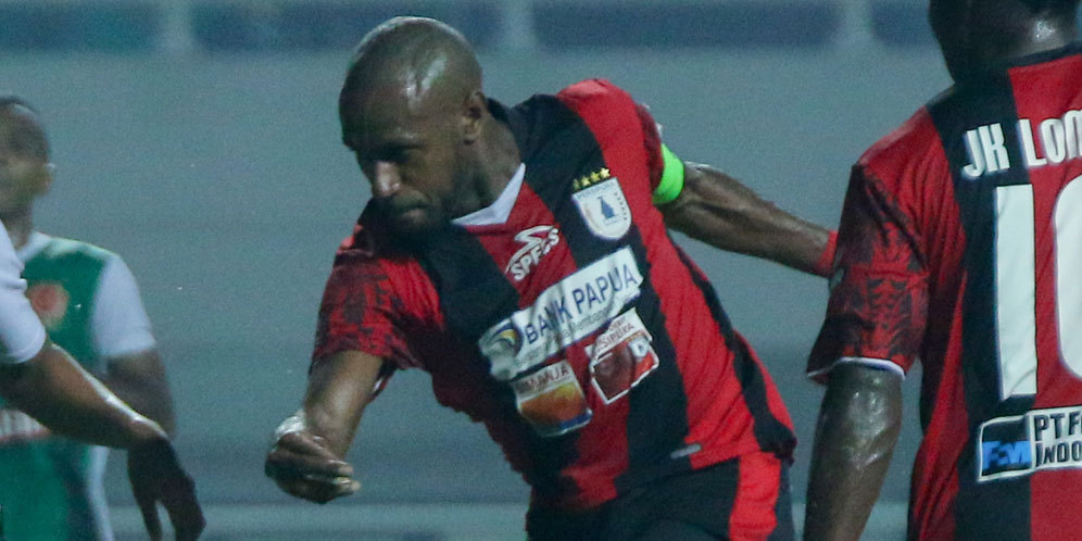 Boaz Dapat Peran Baru di Persipura Boaz Dapat Peran Baru di Persipura