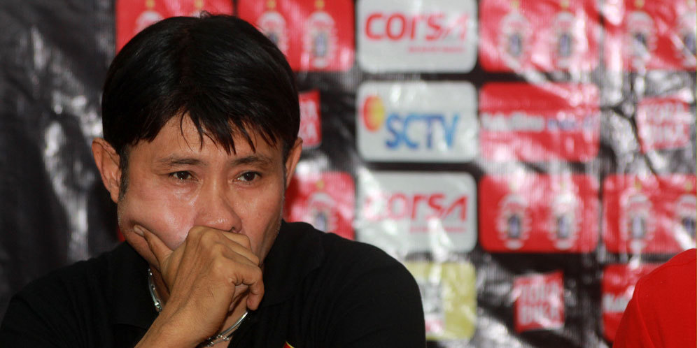 Kiper PS TNI Sayangkan Keputusan Eduard Tjong Mundur Kiper PS TNI Sayangkan Keputusan Eduard Tjong Mundur