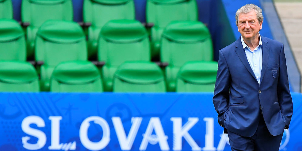 Hodgson Bela Barisan Striker Inggris Hodgson Bela Barisan Striker Inggris
