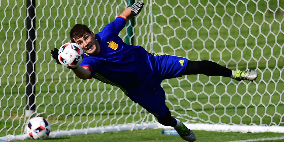 Casillas: Juve dan Madrid? Peluangnya 50-50