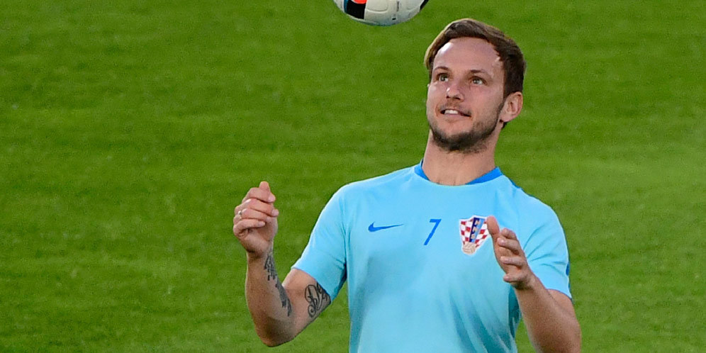 Rakitic Gantikan Pogba di Juventus? Rakitic Gantikan Pogba di Juventus?