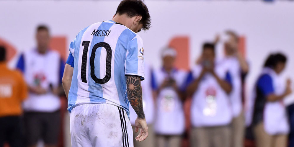 Penyanyi Legendaris Richie Juga Tak Ingin Messi Pensiun Penyanyi Legendaris Richie Juga Tak Ingin Messi Pensiun