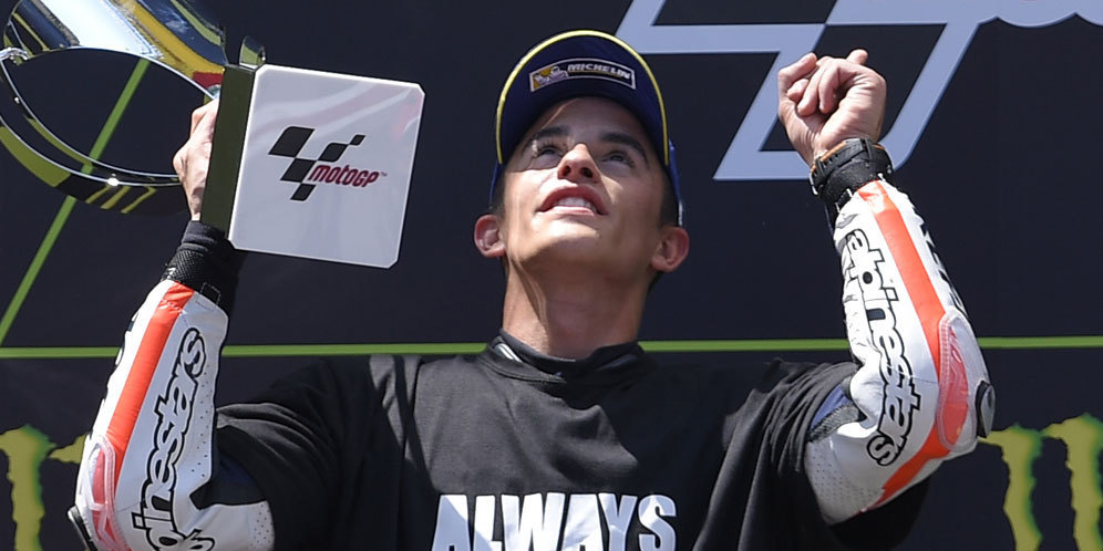 Marquez Akui Sudah Nantikan Jabat Tangan Rossi Marquez Akui Sudah Nantikan Jabat Tangan Rossi