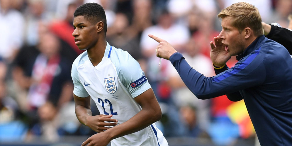 Ibrahimovic ke MU Akan Bermanfaat Bagi Rashford Ibrahimovic ke MU Akan Bermanfaat Bagi Rashford