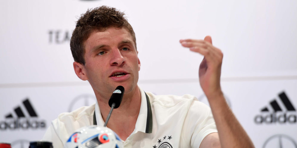 Muller: Irlandia Utara Akan Parkir Bus Lawan Jerman Muller: Irlandia Utara Akan Parkir Bus Lawan Jerman