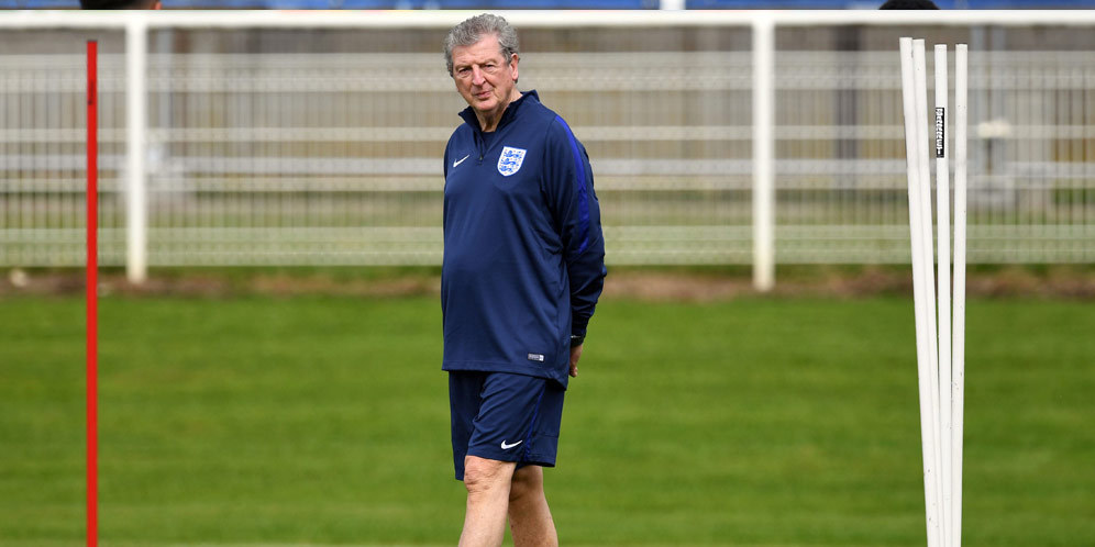 Hodgson Akui Bingung Tentukan Striker Inggris Hodgson Akui Bingung Tentukan Striker Inggris