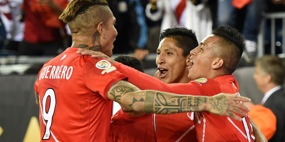 Highlights Copa America Centenario 2016: Brasil 0 - 1 Peru Highlights Copa America Centenario 2016: Brasil 0 - 1 Peru