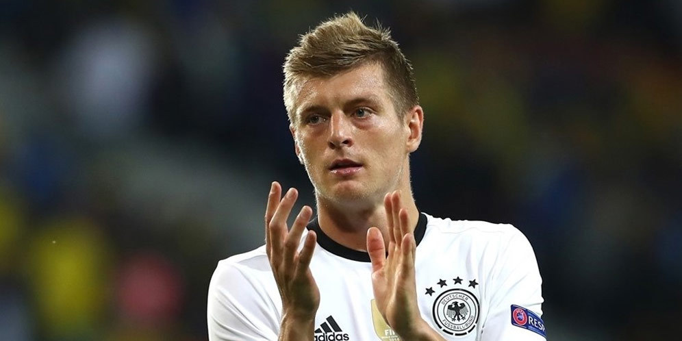 MU dan City Berebut Toni Kroos MU dan City Berebut Toni Kroos
