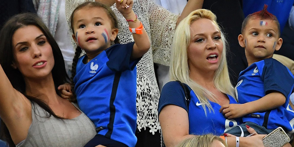 WAGs Les Bleus di Laga Prancis vs Albania WAGs Les Bleus di Laga Prancis vs Albania