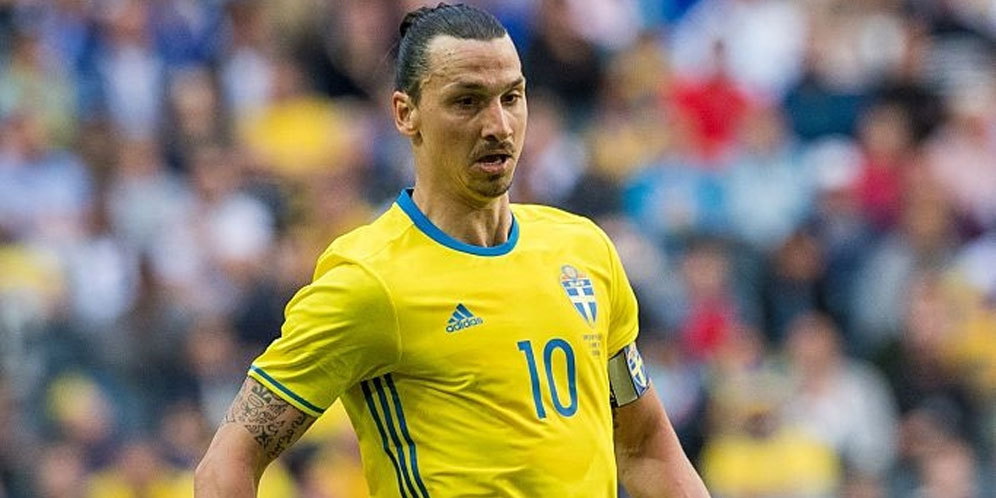 Larsson: Usia Ibrahimovic Bukan Masalah di MU Larsson: Usia Ibrahimovic Bukan Masalah di MU