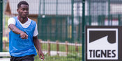 Lepas Smith, Liverpool Kini Buru Bek Lyon Lepas Smith, Liverpool Kini Buru Bek Lyon