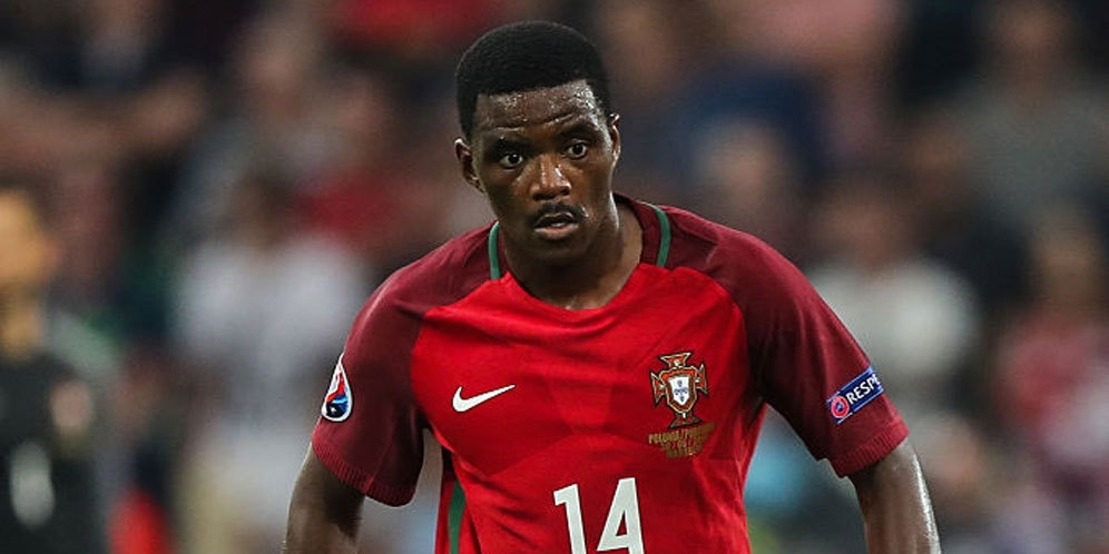 MU Hidupkan Asa Boyong Gelandang Portugal MU Hidupkan Asa Boyong Gelandang Portugal