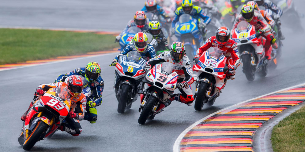 Regulasi Ban MotoGP Berubah Lagi, Kali Ini Untungkan Fans Regulasi Ban MotoGP Berubah Lagi, Kali Ini Untungkan Fans