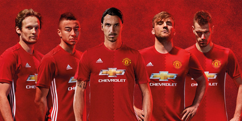 Shaw: MU Belum Keluarkan Potensi Terbaik Shaw: MU Belum Keluarkan Potensi Terbaik