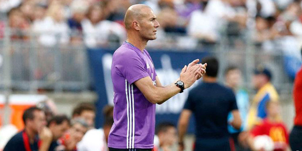 Zidane: Semoga Paceklik Kemenangan Tak Terjadi Lagi di Madrid Zidane: Semoga Paceklik Kemenangan Tak Terjadi Lagi di Madrid