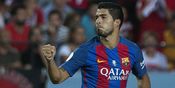 Pukul Kepala Lawan, Suarez Selamat dari Hukuman Pukul Kepala Lawan, Suarez Selamat dari Hukuman