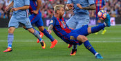 Assist Salto Tak Masuk Akal Messi ke Suarez Assist Salto Tak Masuk Akal Messi ke Suarez