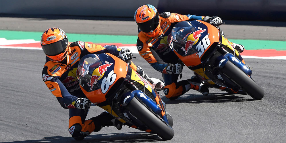 Dua test rider KTM, Alex Hofmann dan Mika Kallio di Red Bull Ring. (c) KTM