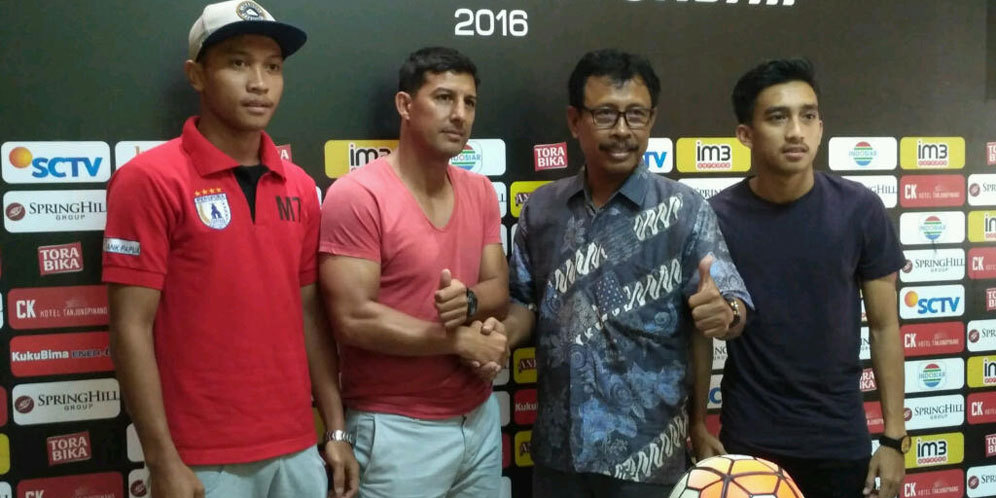 Alfredo Ingin Antar Persipura Juara Alfredo Ingin Antar Persipura Juara
