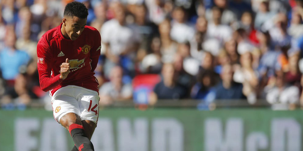 Lingard Akan Segera Ambil Kontrak Empat Tahun di MU Lingard Akan Segera Ambil Kontrak Empat Tahun di MU