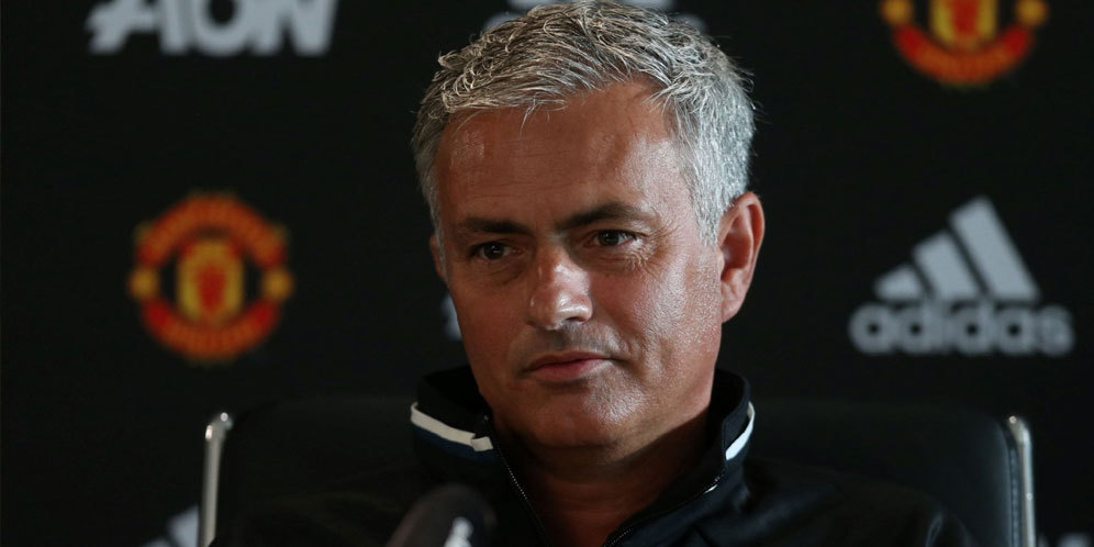 Mourinho: MU Takkan Beli Pemain Lagi Mourinho: MU Takkan Beli Pemain Lagi