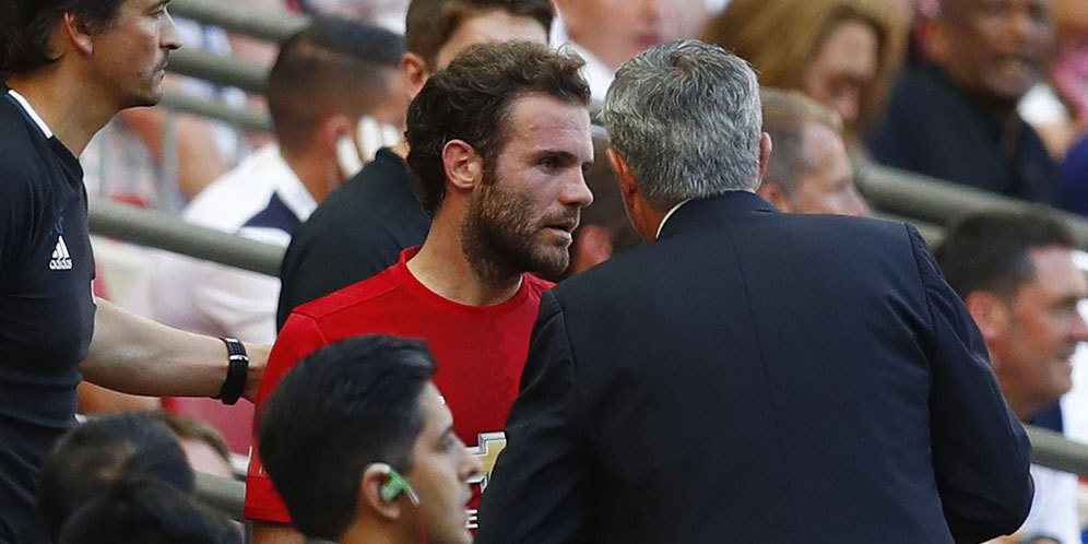 Juan Mata Dibuat Frustrasi dengan Cederanya Juan Mata Dibuat Frustrasi dengan Cederanya