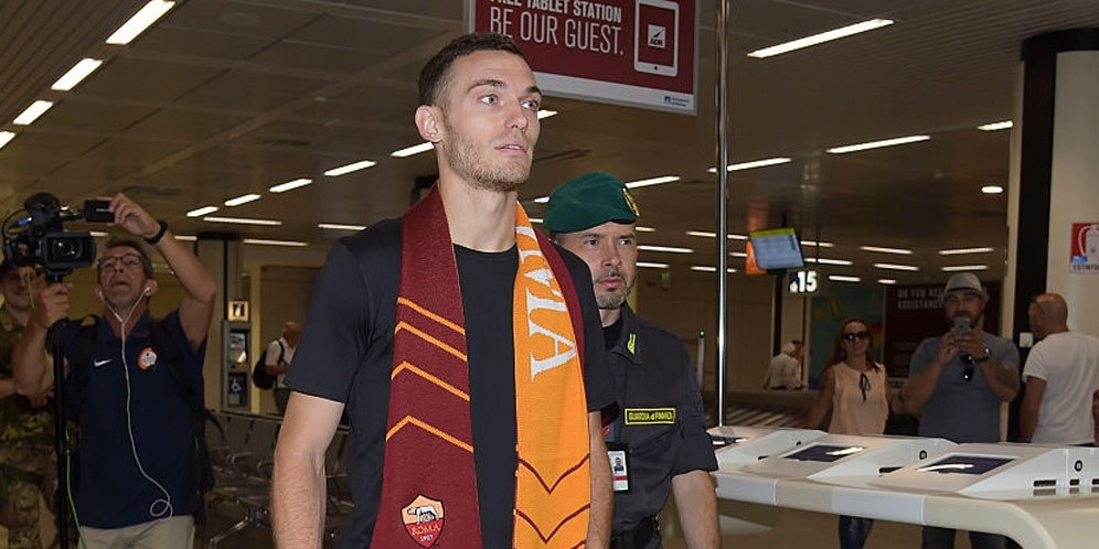 Vermaelen Resmi Menuju Roma Vermaelen Resmi Menuju Roma