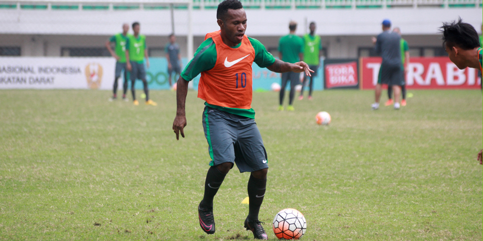 Feri Pahabol Gantikan Irfan Bachdim di Piala AFF 2016