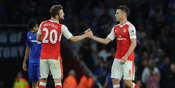 Hartson: Duet Koscielny dan Mustafi Ubah Arsenal Hartson: Duet Koscielny dan Mustafi Ubah Arsenal