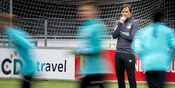 Hidup-Mati Lawan Bayern, Cocu Mau Dukungan Penuh Hidup-Mati Lawan Bayern, Cocu Mau Dukungan Penuh