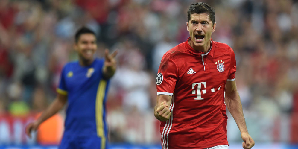 Lewandowski Bantah Cedera Jelang Real Madrid Lewandowski Bantah Cedera Jelang Real Madrid